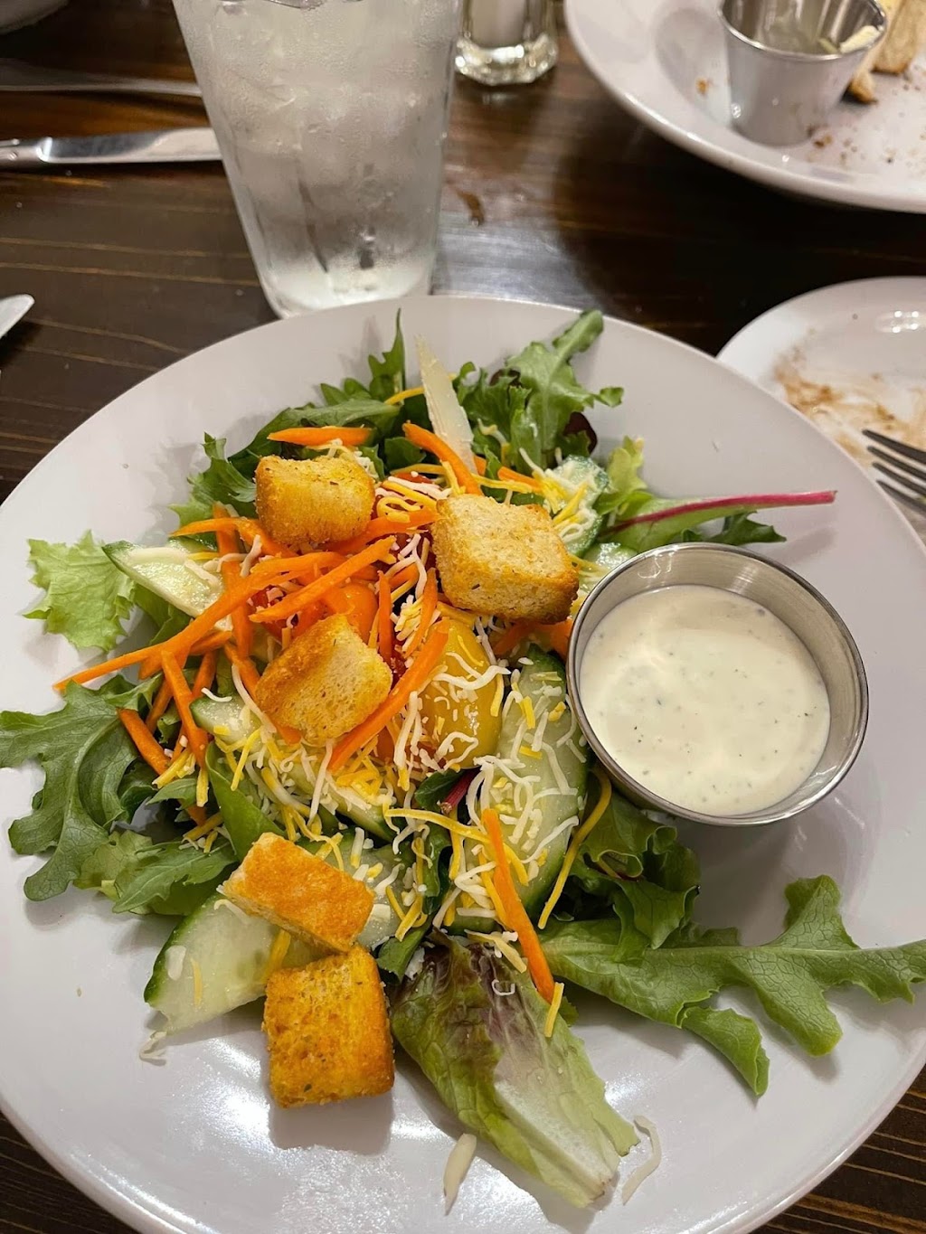 J. Leonard’s on Main | restaurant | 622 Main St, Blackshear, GA 31516, USA | 9128075536 OR +1 912-807-5536