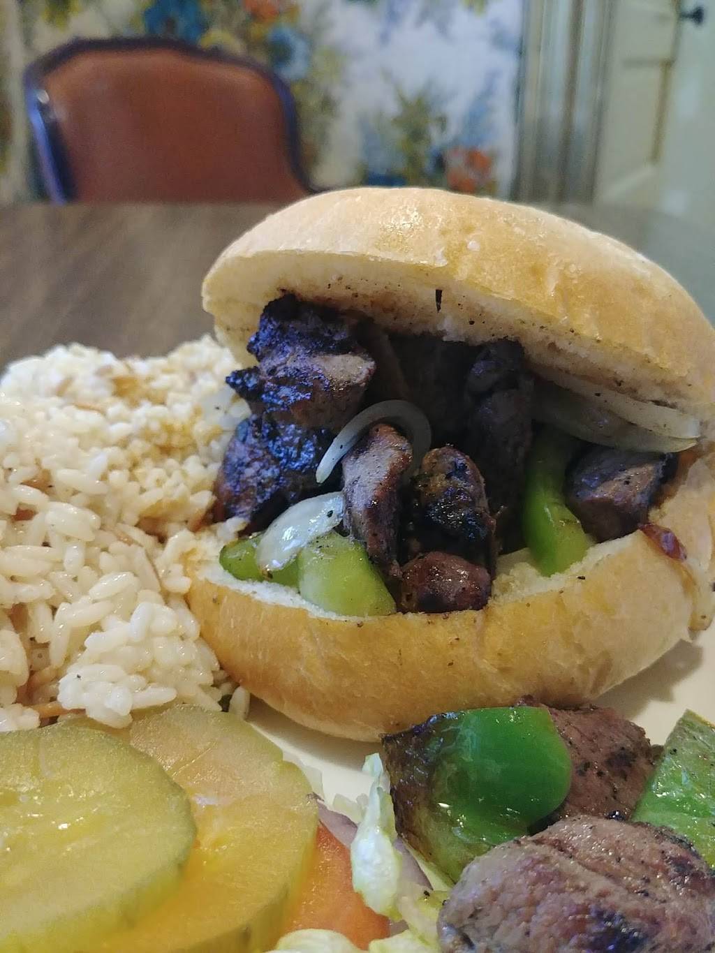 Uncle Harrys Classic Meals | restaurant | 1201 G St, Reedley, CA 93654, USA | 5596385170 OR +1 559-638-5170