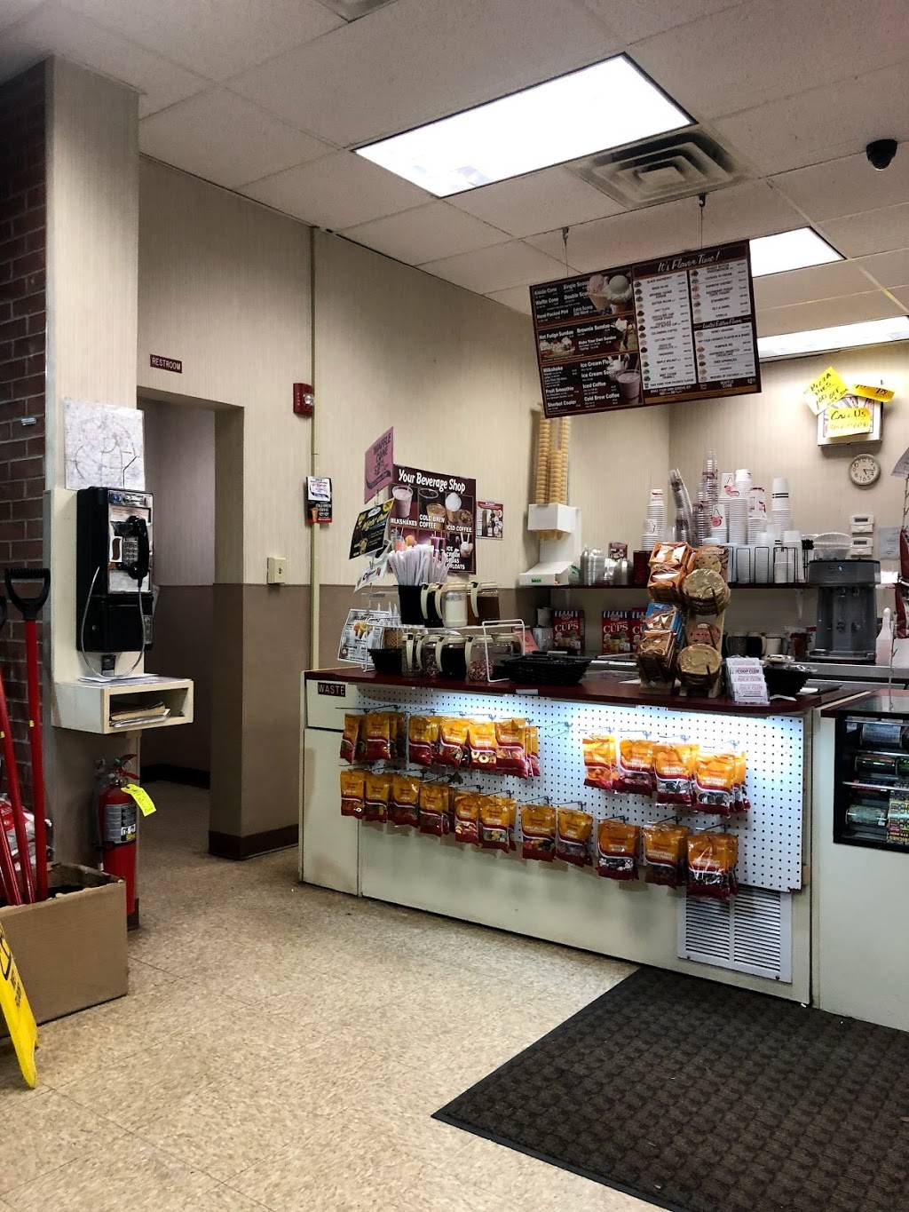 Stewarts Shops | cafe | 3292 Franklin Ave, Millbrook, NY 12545, USA | 8456776036 OR +1 845-677-6036