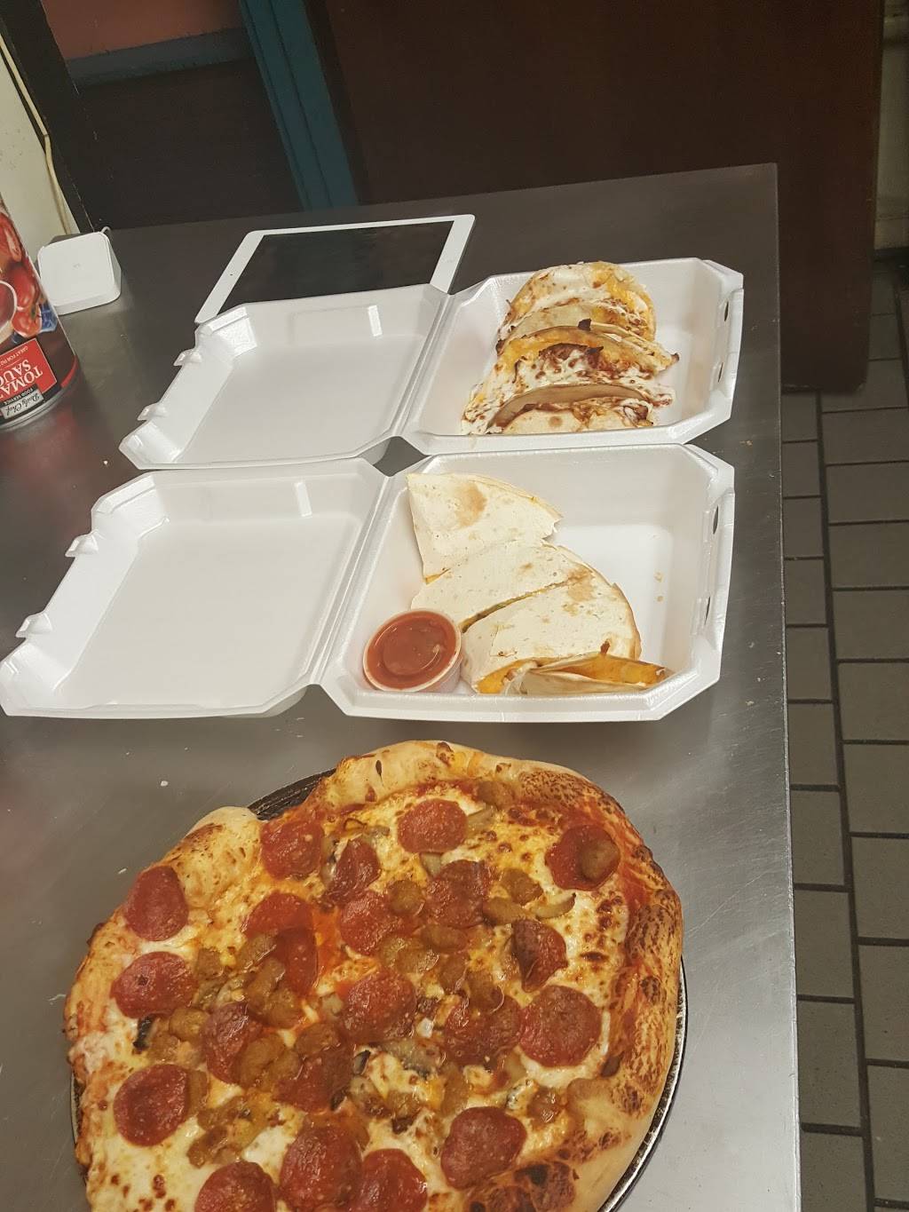 Sals emergency pizza services | meal delivery | 235 Wall St, Shreveport, LA 71101, USA | 3187622137 OR +1 318-762-2137