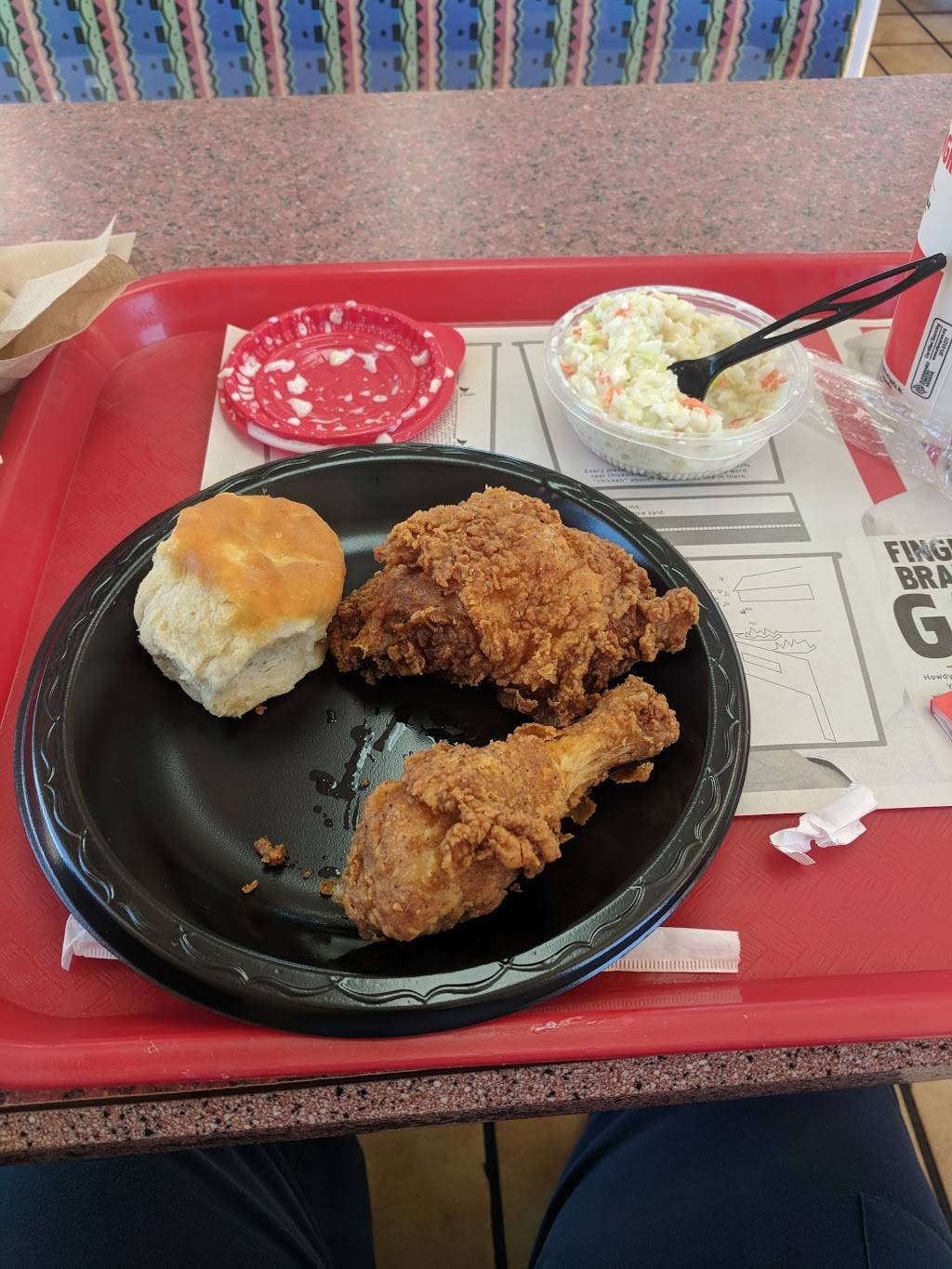 KFC | restaurant | 1260 Huntsville Hwy, Fayetteville, TN 37334, USA | 9314333103 OR +1 931-433-3103