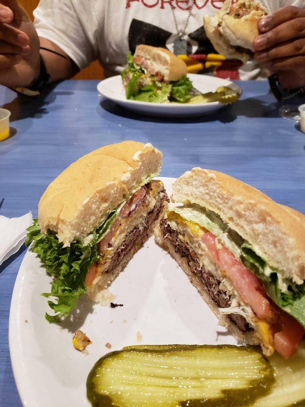 Surf Rider North | restaurant | 928 Diamond Springs Rd #135, Virginia Beach, VA 23455, USA | 7574973534 OR +1 757-497-3534