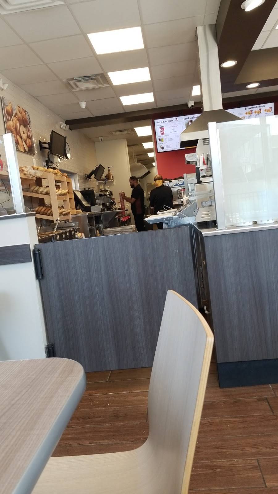 Tim Hortons | restaurant | 7285 Greenfield Rd, Detroit, MI 48228, USA | 3133952191 OR +1 313-395-2191