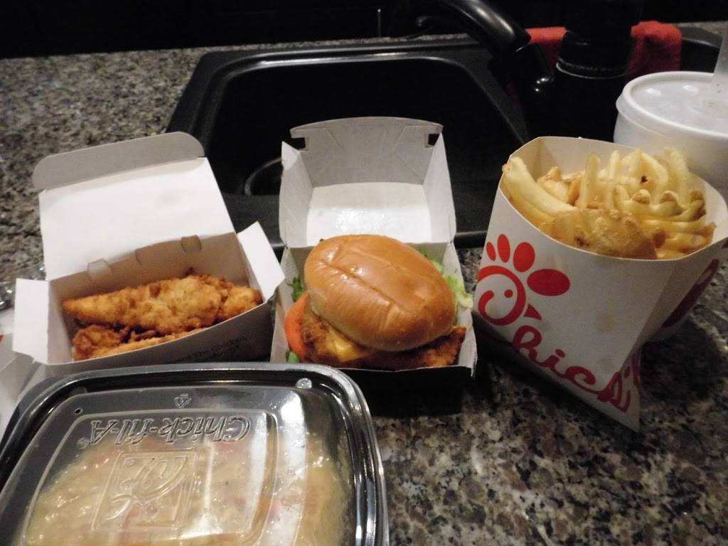 Chick-fil-A | restaurant | 6810 S 27th St, Lincoln, NE 68512, USA | 4029752448 OR +1 402-975-2448