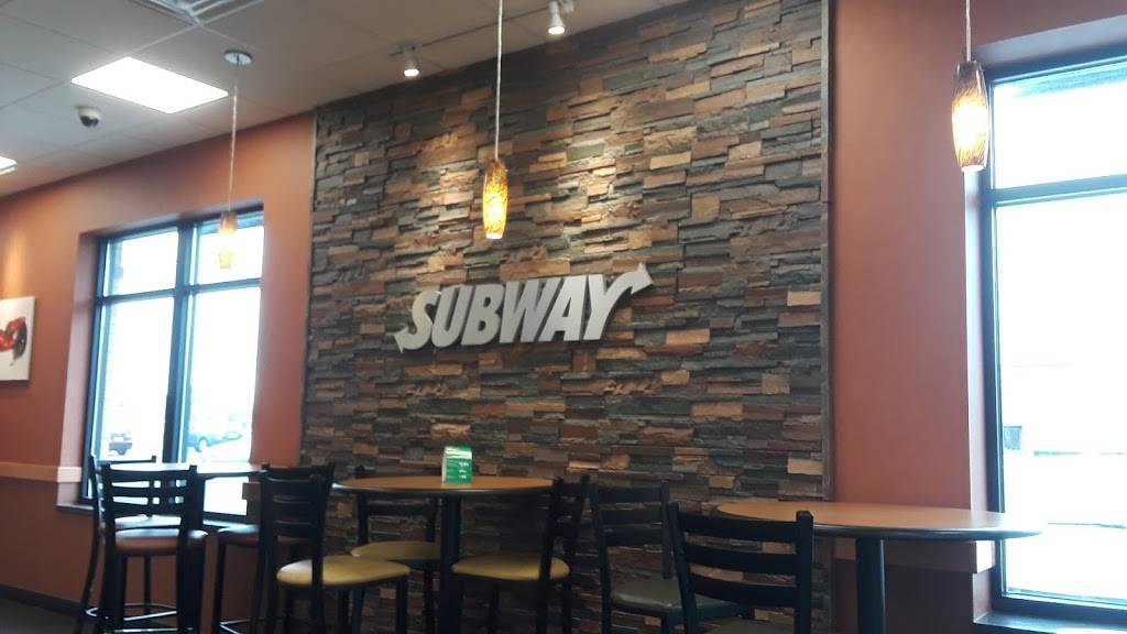 Subway Restaurants | restaurant | 4402 Grand Ave, Duluth, MN 55807, USA | 2186247254 OR +1 218-624-7254