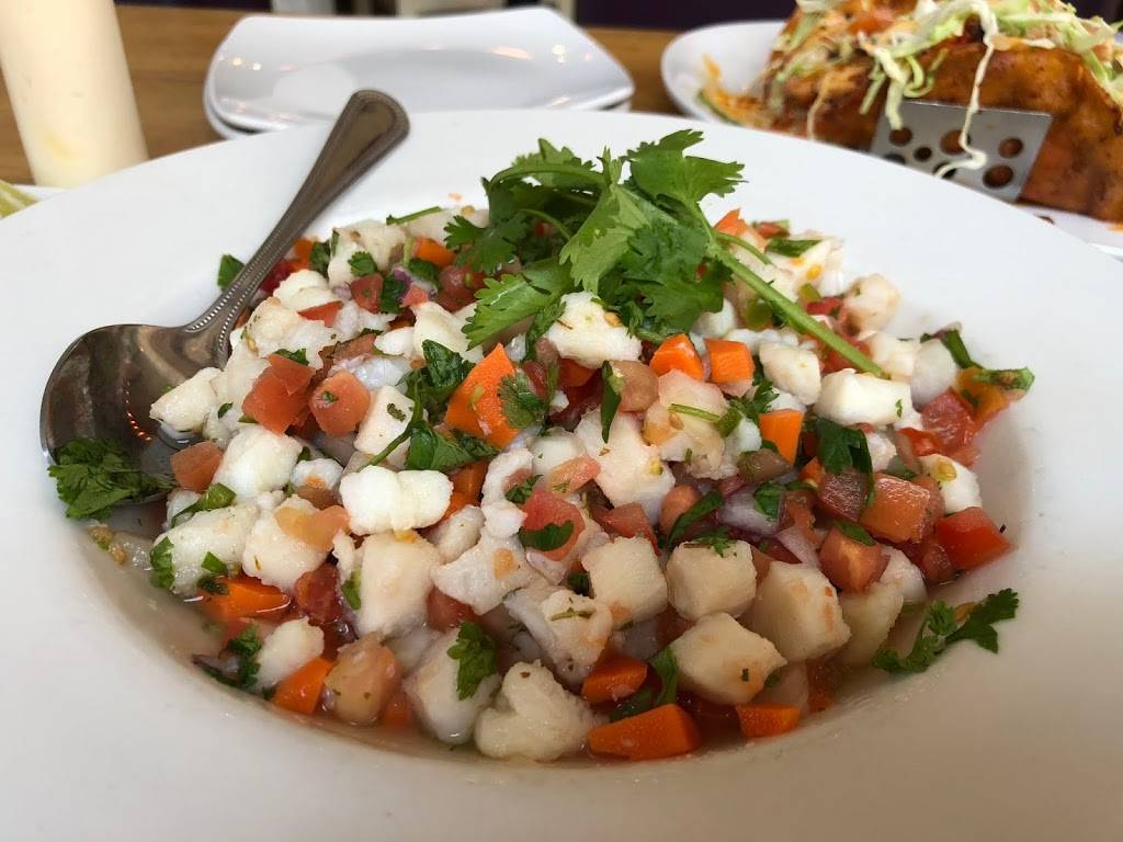 Karinas Mexican Seafood | restaurant | 2015 Birch Rd #710, Chula Vista, CA 91915, USA | 6195914444 OR +1 619-591-4444