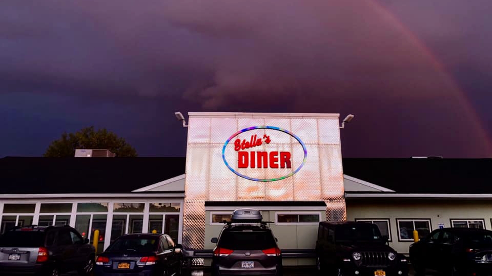Stellas Diner | restaurant | 110 Wolf St, Syracuse, NY 13208, USA | 3154250353 OR +1 315-425-0353