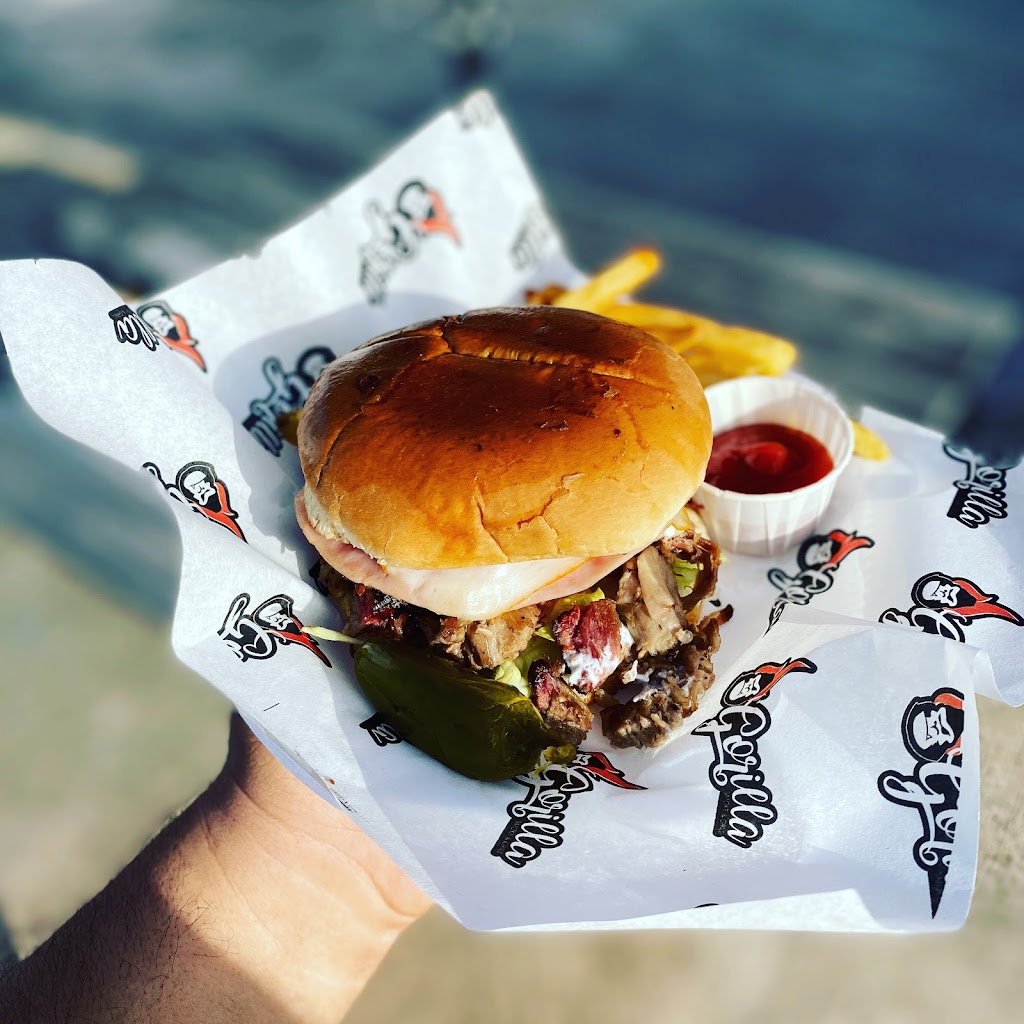 Gorilla Smoke & Grill | restaurant | 3301 San Bernardo Ave, Laredo, TX 78040, USA | 9564156011 OR +1 956-415-6011