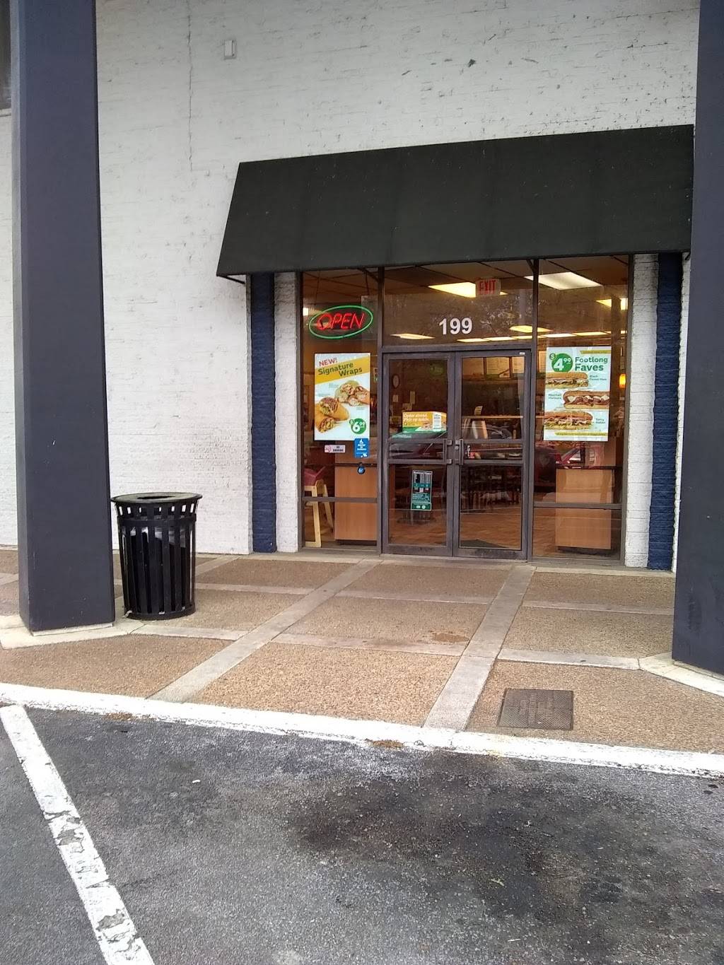 Subway | restaurant | 199 S Highland St, Memphis, TN 38111, USA | 9014584302 OR +1 901-458-4302