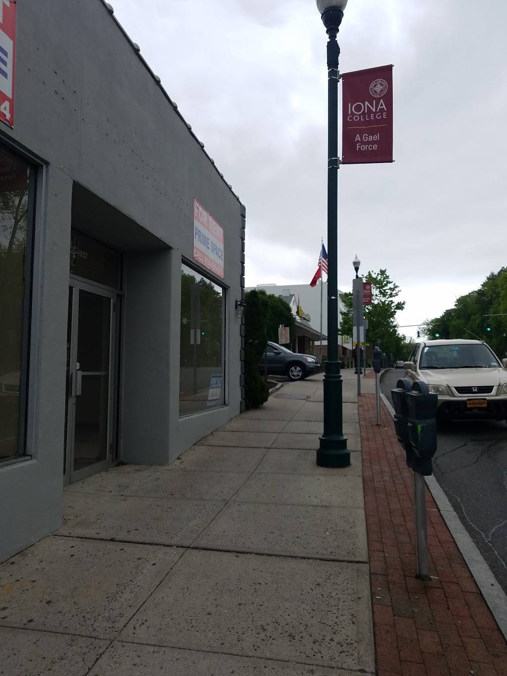 Avenue Deli and Cafe | meal takeaway | 704 North Ave, New Rochelle, NY 10801, USA | 9146325624 OR +1 914-632-5624