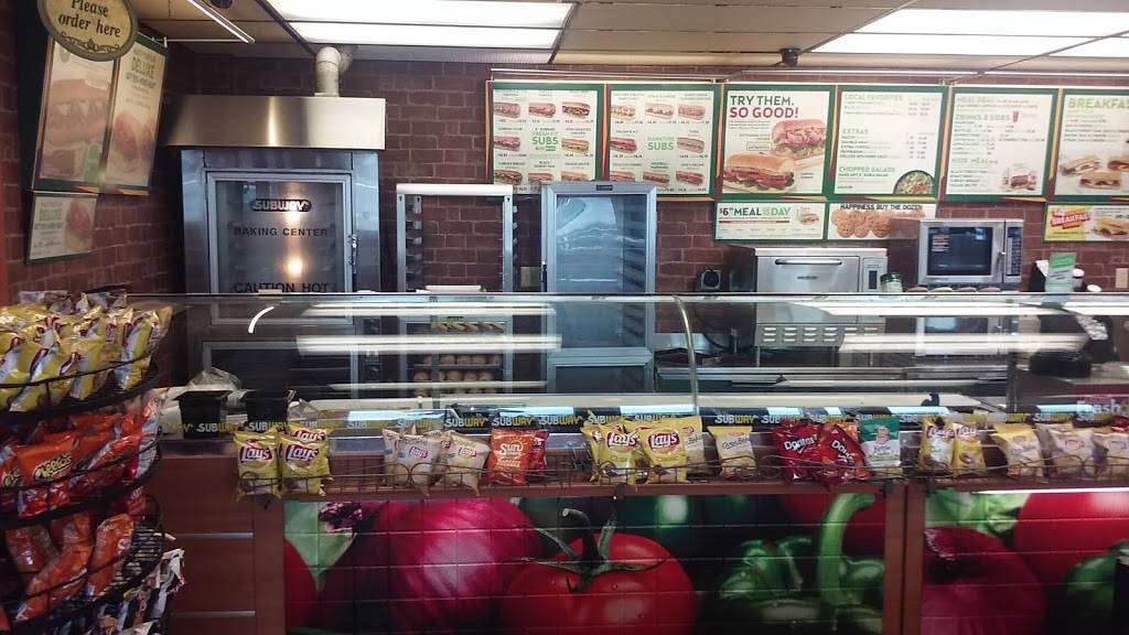 Subway | restaurant | 2394 Locust St, Canal Fulton, OH 44614, USA | 3308549444 OR +1 330-854-9444