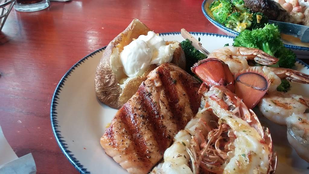 Red Lobster | restaurant | 8161 US-64, Memphis, TN 38133, USA | 9013870056 OR +1 901-387-0056