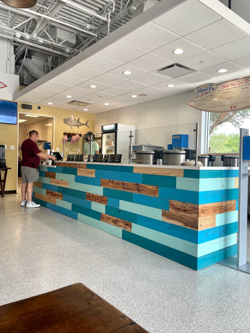 Island Fin Poke Company Carrollwood | restaurant | 12913 N Dale Mabry Hwy, Tampa, FL 33618, USA | 8138124033 OR +1 813-812-4033