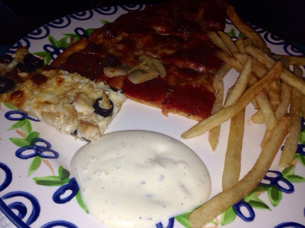 Amicos Exotic Pizza | restaurant | 4032 Cedar Springs Rd, Dallas, TX 75219, USA | 2145201331 OR +1 214-520-1331