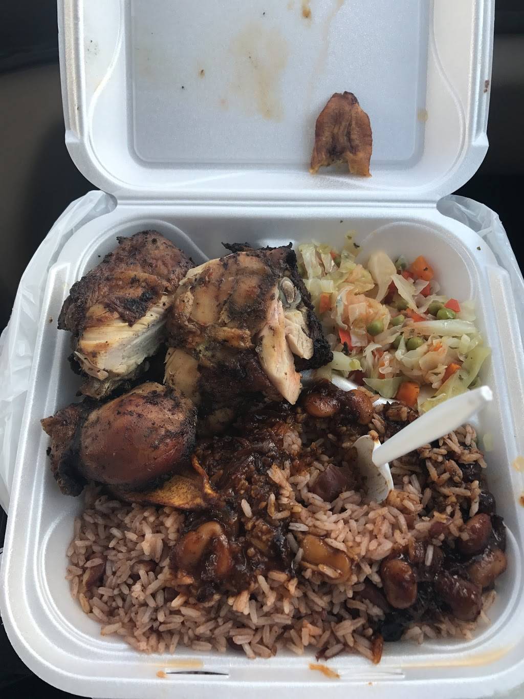 PEPPAS JERK CHICKEN | meal takeaway | 5825 W Hallandale Beach Blvd, Hollywood, FL 33023, USA | 3055427238 OR +1 305-542-7238