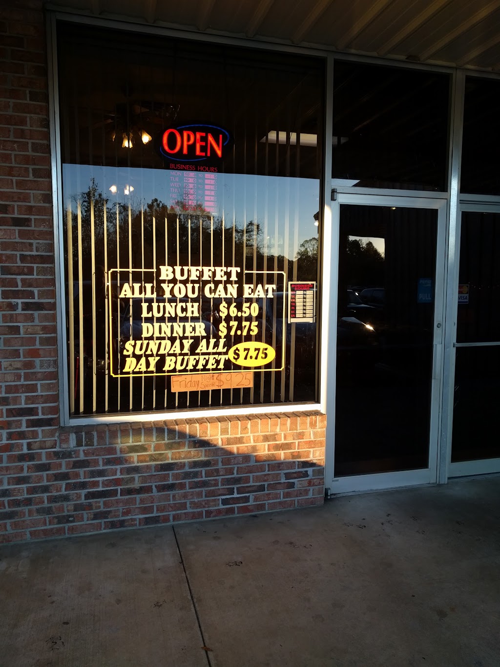 King House | restaurant | 1936, 20118 W Central Ave #3, Blountstown, FL 32424, USA | 8506747188 OR +1 850-674-7188