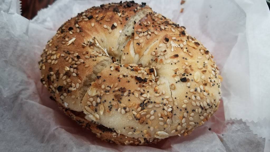 Brothers Deli & Bagel | restaurant | 7105 Fort Hamilton Pkwy, Brooklyn, NY 11228, USA | 7186800582 OR +1 718-680-0582