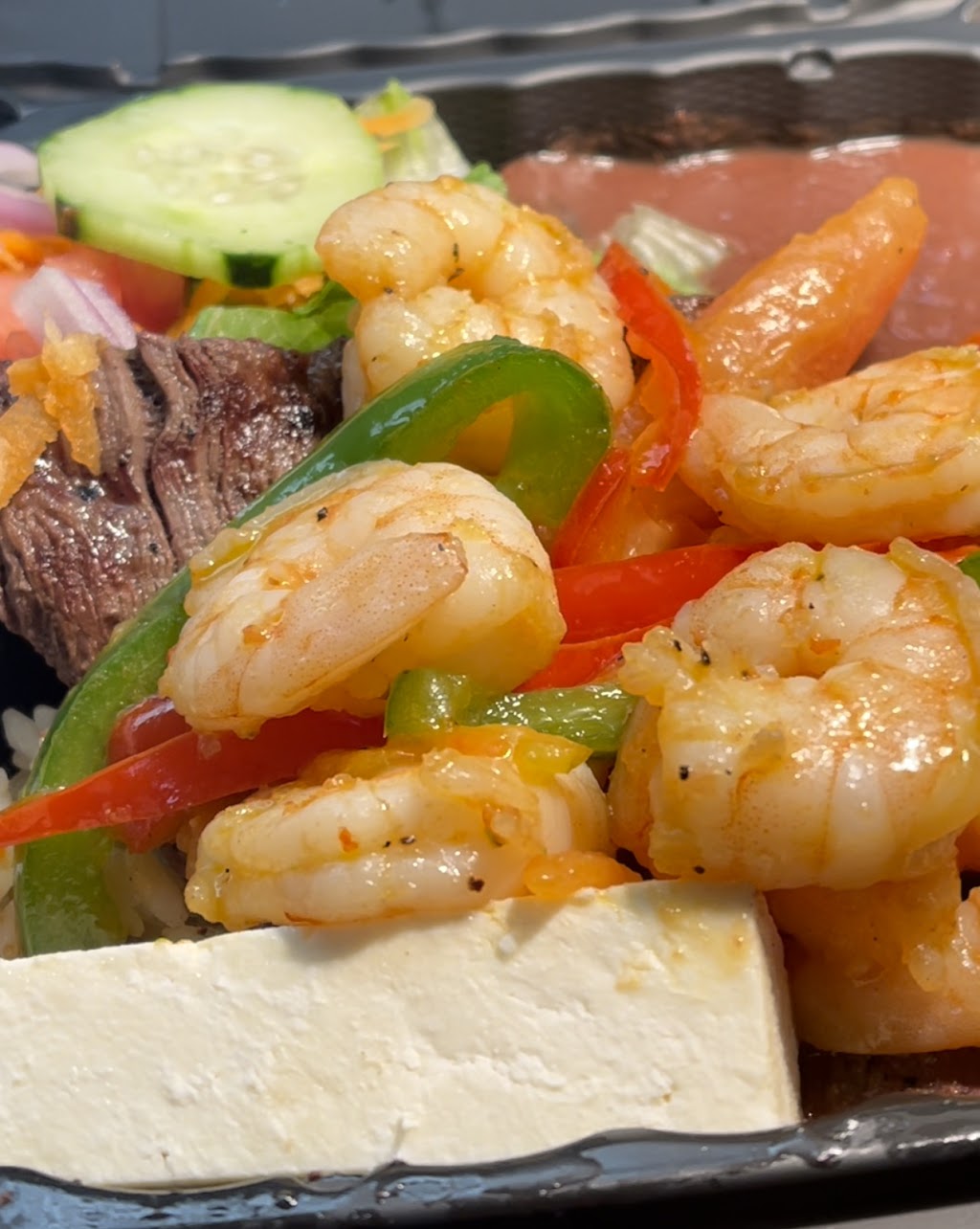 Mi Tierra Deli Woodbridge | restaurant | 14120 Jefferson Davis Hwy, Woodbridge, VA 22191, USA | 7032138118 OR +1 703-213-8118