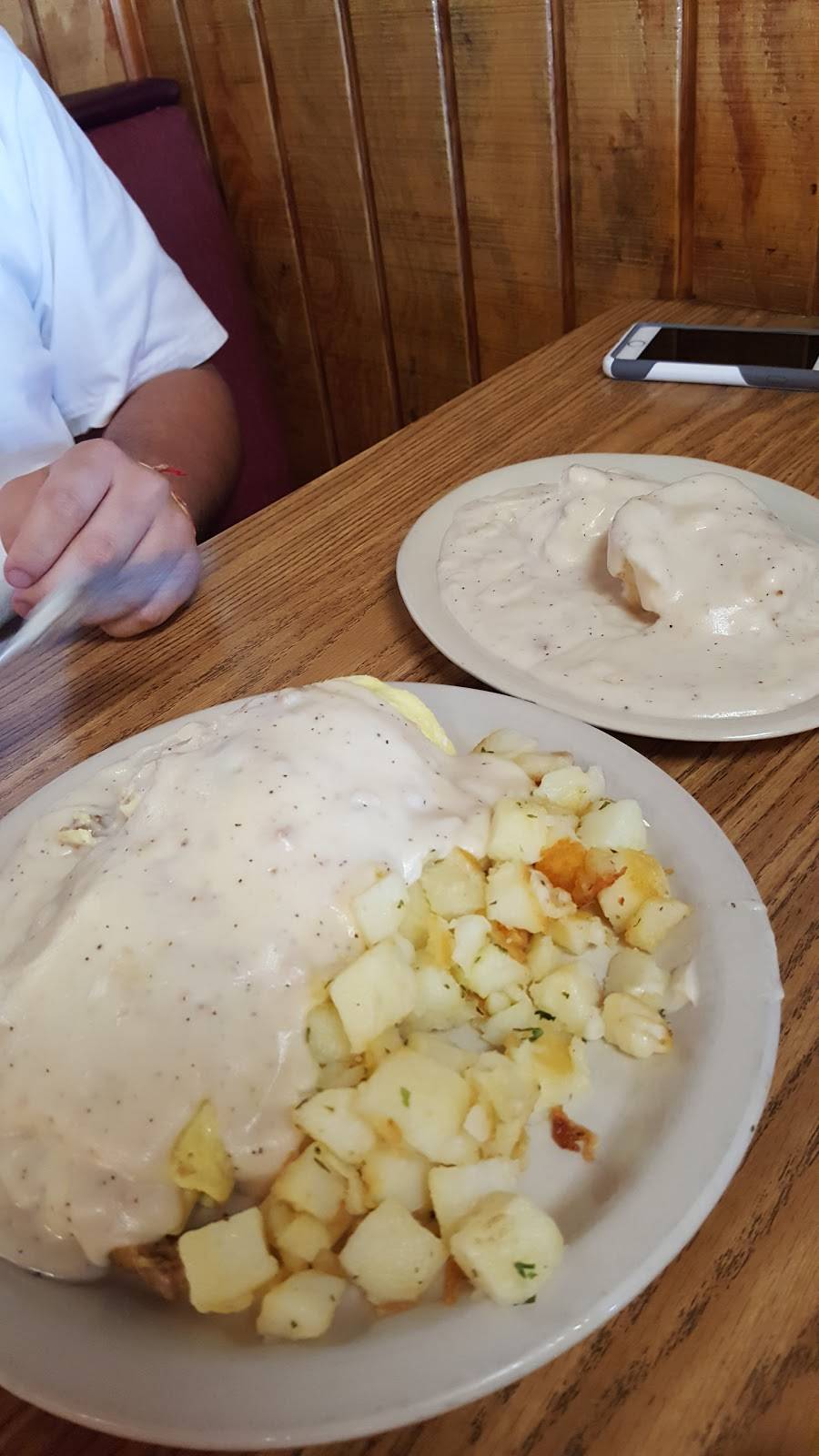 Country Boys Restaurant | restaurant | 3508 W Cactus Rd, Phoenix, AZ 85029, USA | 6028435053 OR +1 602-843-5053