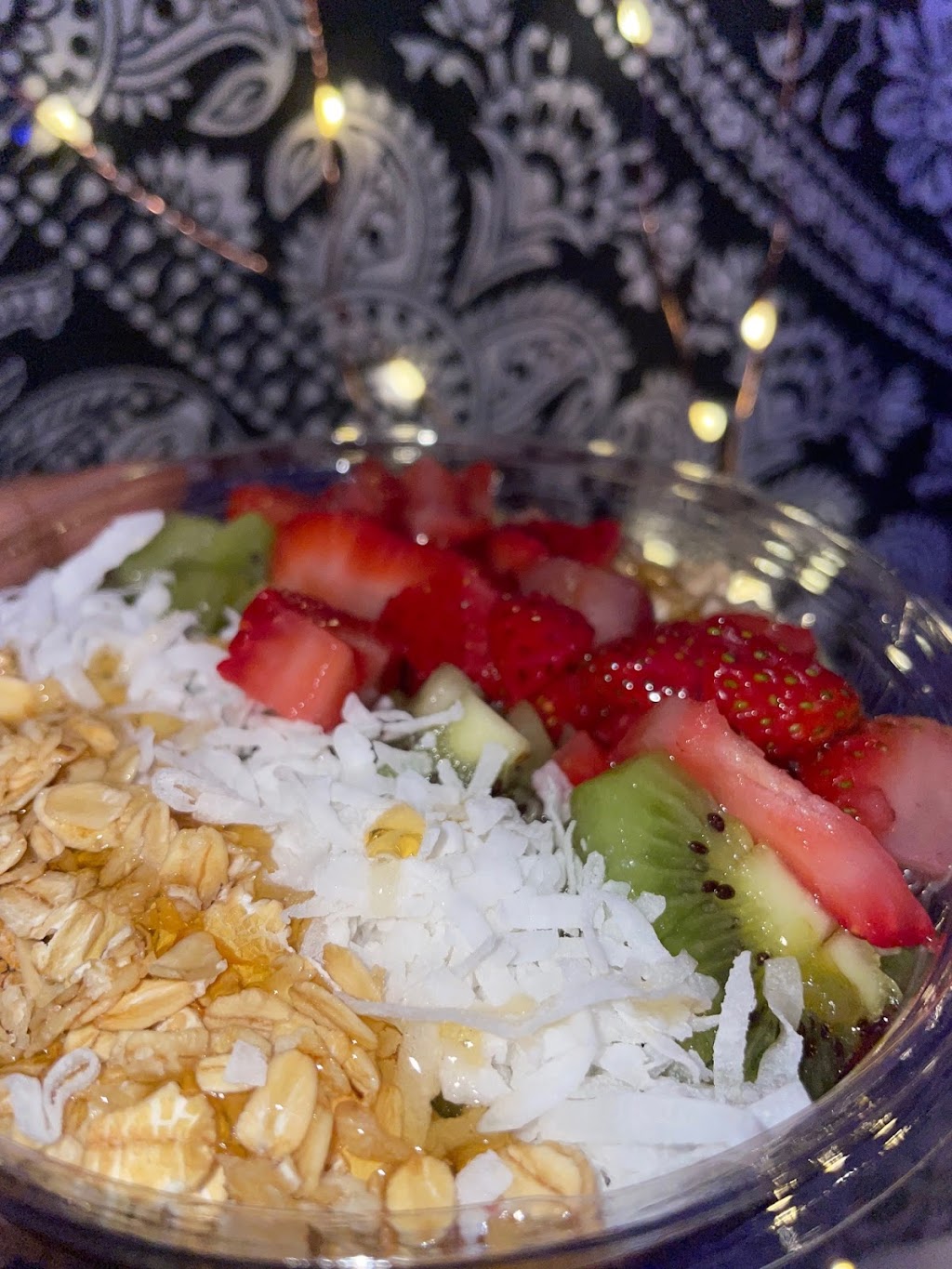 Playa Bowls | restaurant | 1932 Liacouras Walk, Philadelphia, PA 19122, USA | 2676393548 OR +1 267-639-3548