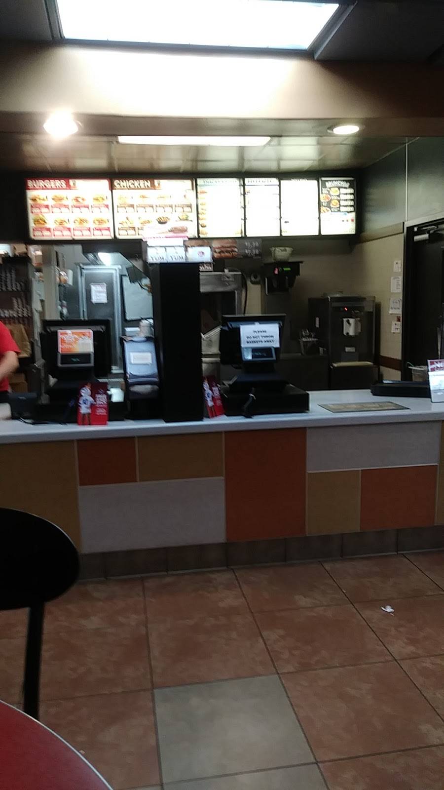 Jack in the Box | restaurant | 603 W Henderson St, Cleburne, TX 76033, USA | 8172020153 OR +1 817-202-0153