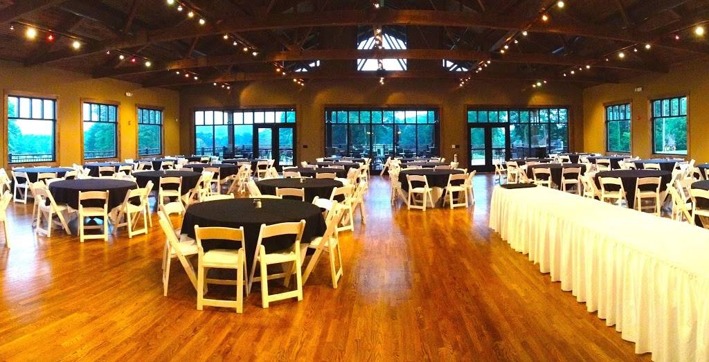 McLindons Restaurant | restaurant | 300 Golf Course Ln, Taylorsville, NC 28681, USA | 8286327502 OR +1 828-632-7502