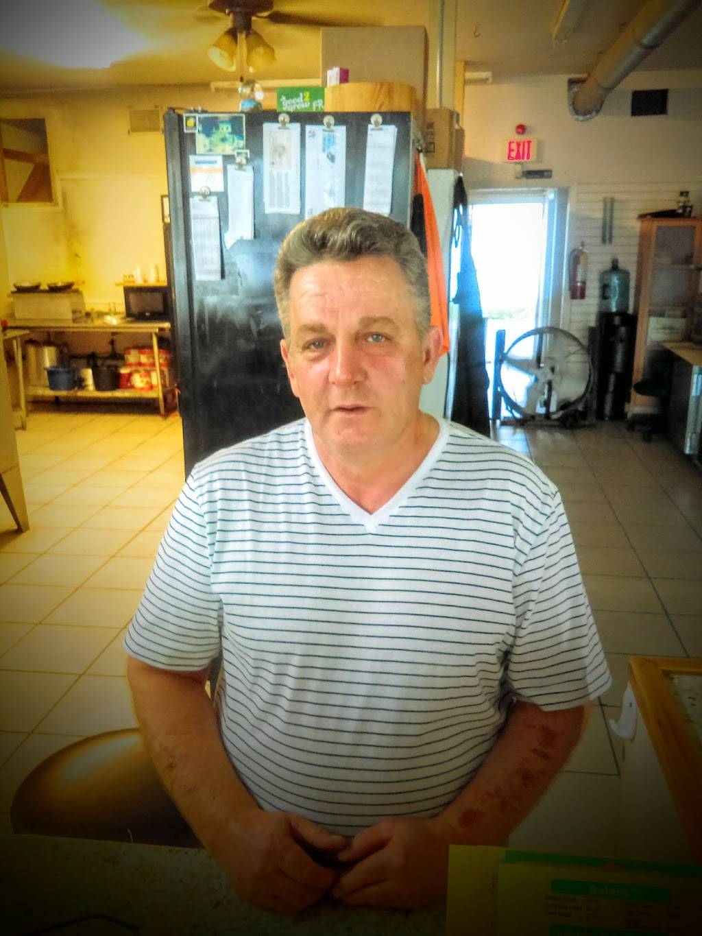 Sams Pizza | restaurant | 928 Belvedere Rd, West Palm Beach, FL 33405, USA | 5618351394 OR +1 561-835-1394