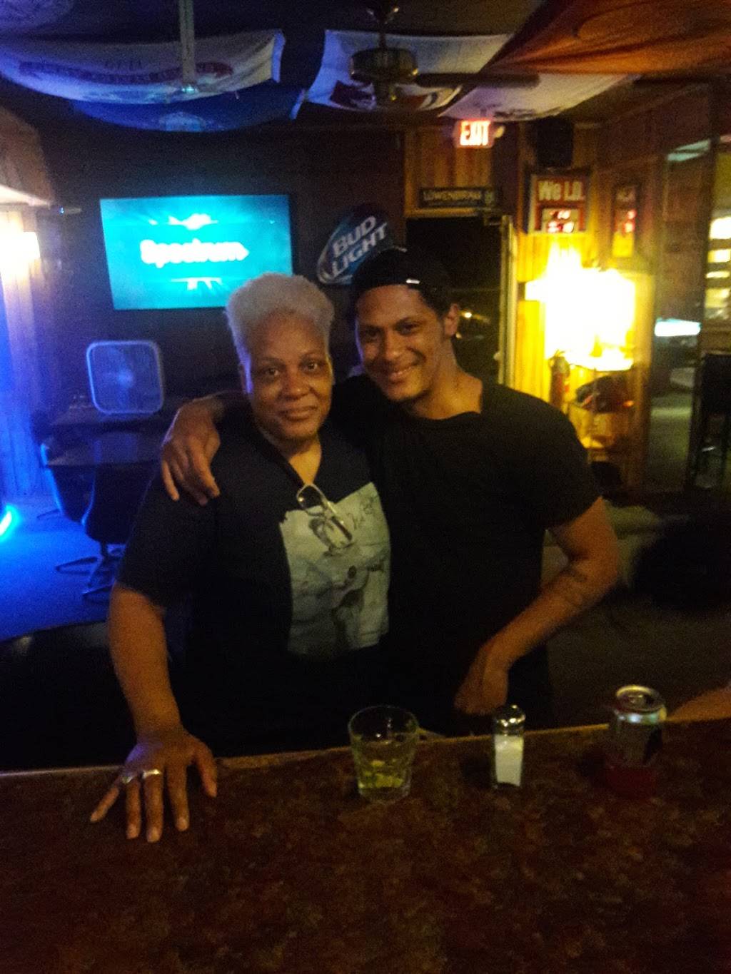 Tys Food & Spirits | restaurant | 326 Wade Hampton Blvd, Greenville, SC 29609, USA | 8642321145 OR +1 864-232-1145