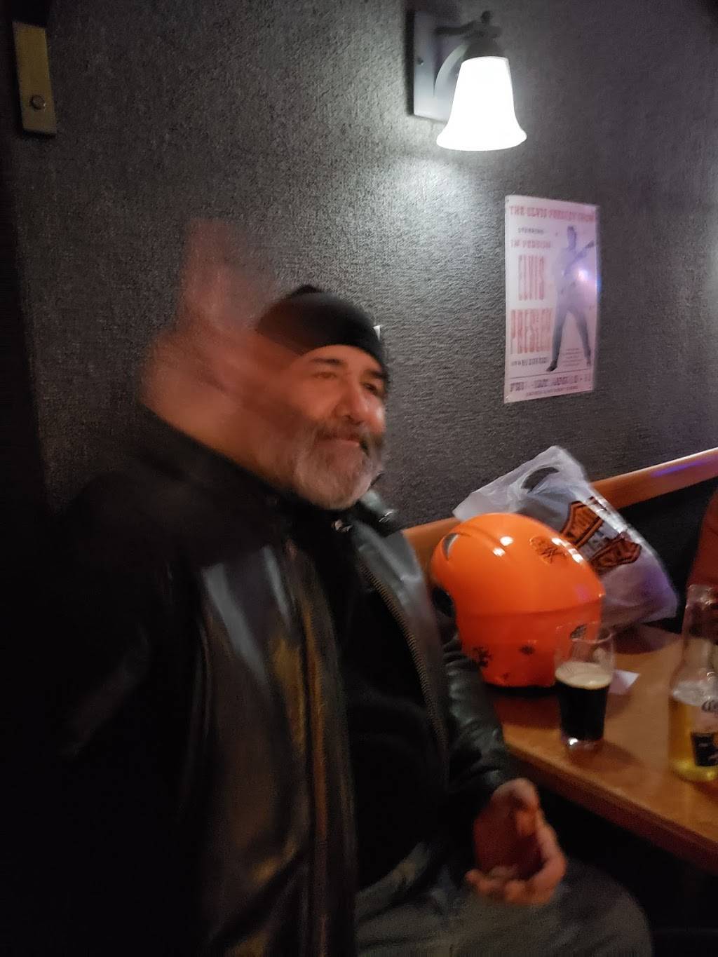 The Shillelagh Tavern | restaurant | 47-22 30th Ave, Long Island City, NY 11103, USA | 7187289028 OR +1 718-728-9028