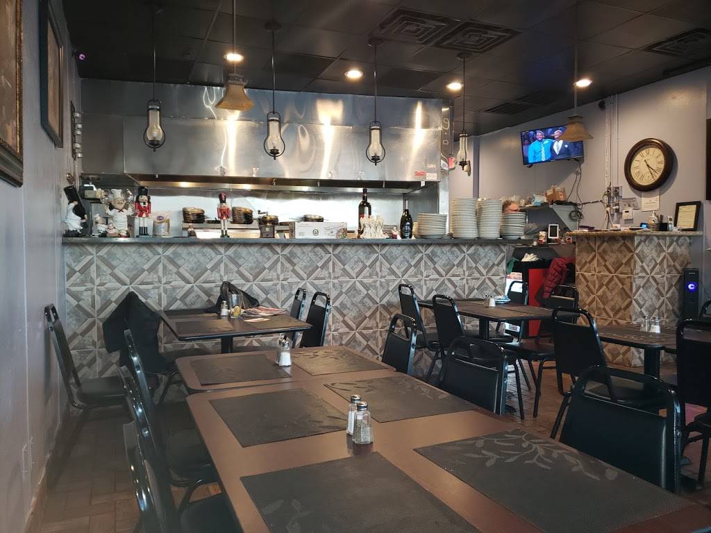 Los Olivos Ristorante | restaurant | 3759 E Desert Inn Rd, Las Vegas, NV 89121, USA | 7024433150 OR +1 702-443-3150