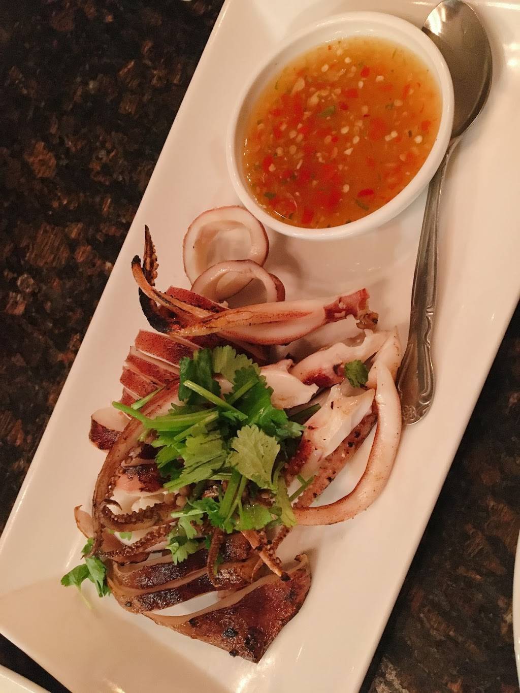 To Dine For - Thai Bistro - Chicago | restaurant | 1546 W Chicago Ave, Chicago, IL 60642, USA | 3127333339 OR +1 312-733-3339