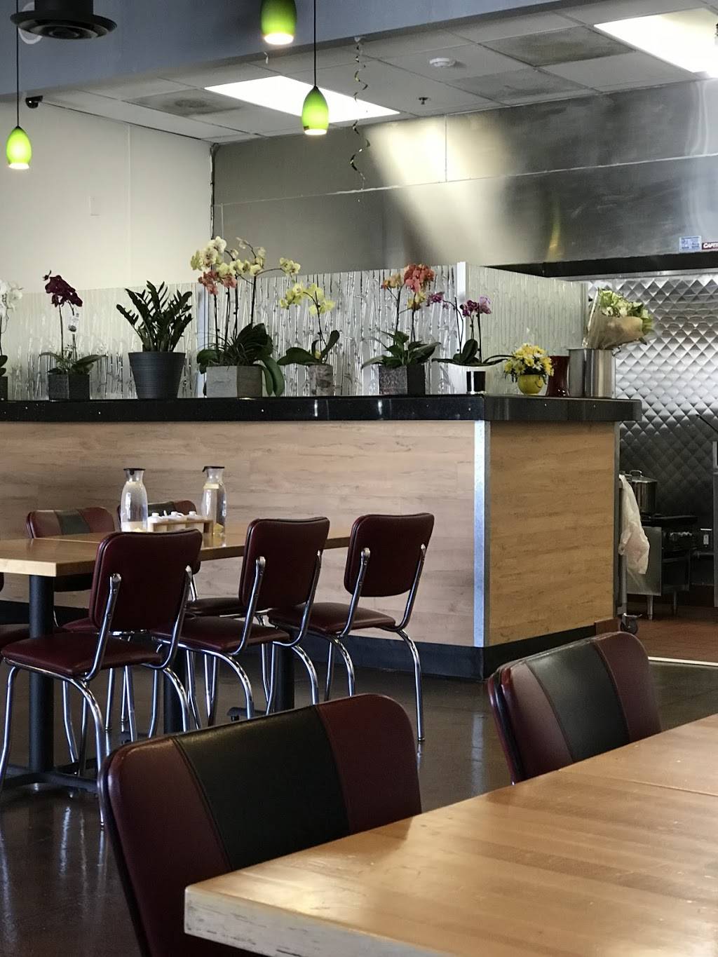 Delish Vietnamese & Vegetarian Cuisine | restaurant | 40573 Margarita Rd ste d, Temecula, CA 92591, USA | 9517193949 OR +1 951-719-3949