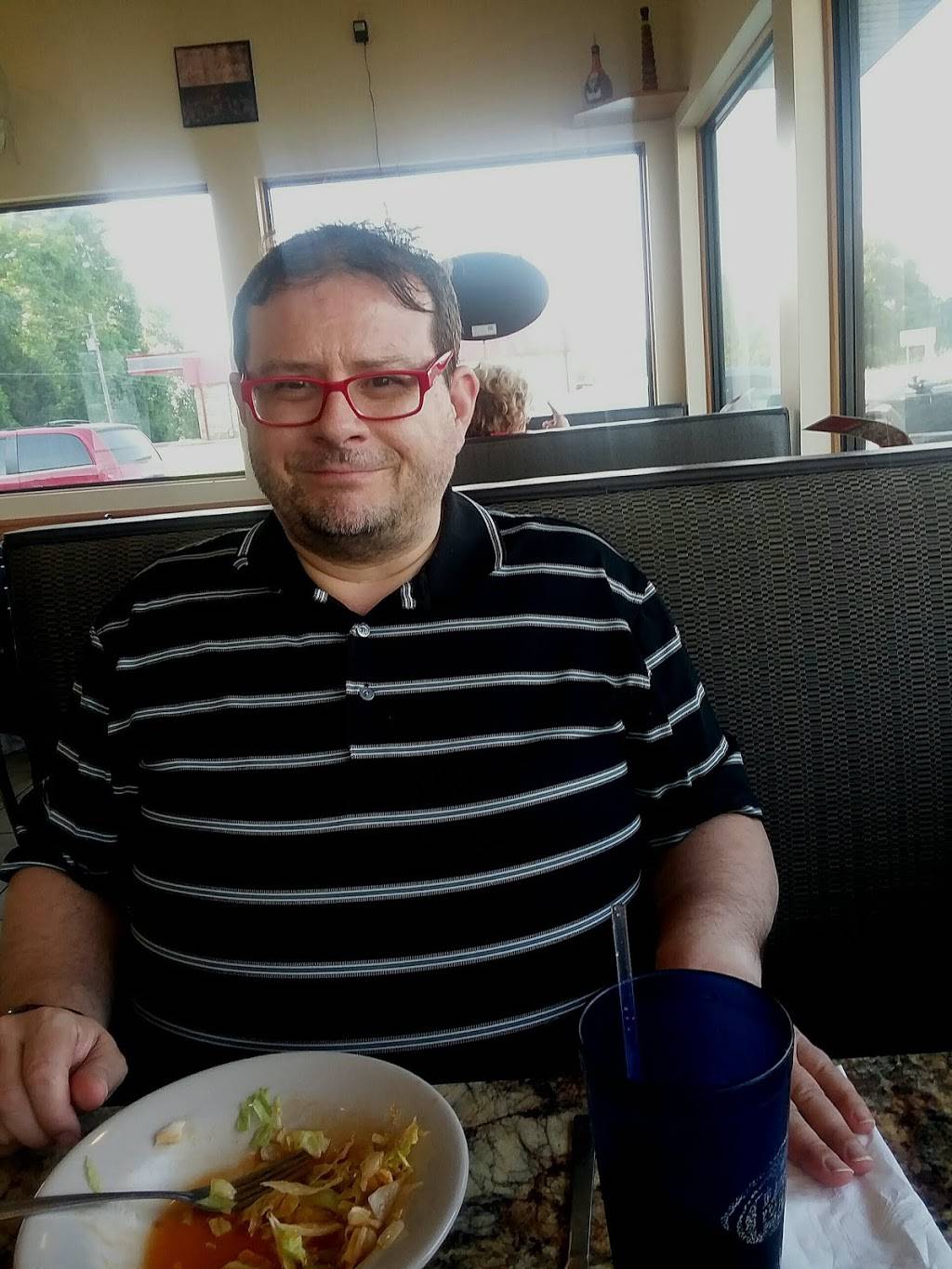 Joes Pizza & Pasta | restaurant | 1227 N 4th St, Vandalia, IL 62471, USA | 6182839105 OR +1 618-283-9105