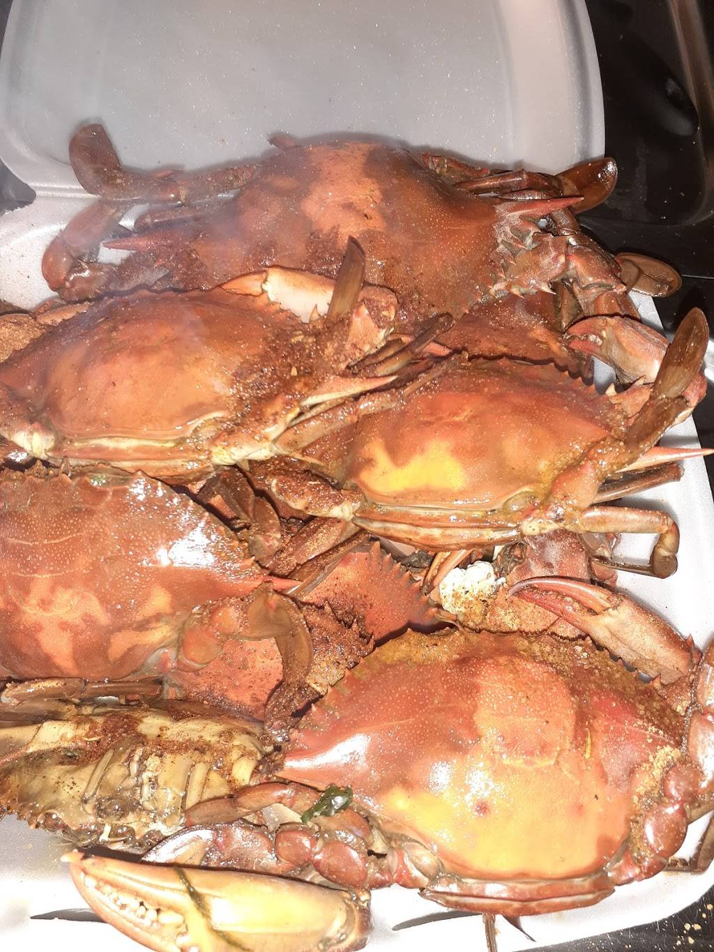 Le truck...tha truck | restaurant | 818 W Allegheny Ave, Philadelphia, PA 19133, USA | 2152284692 OR +1 215-228-4692