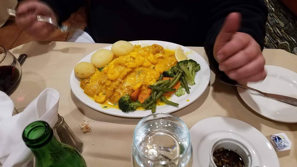 Pic-Nic | restaurant | 224 Grant Ave, East Newark, NJ 07029, USA | 9734813646 OR +1 973-481-3646