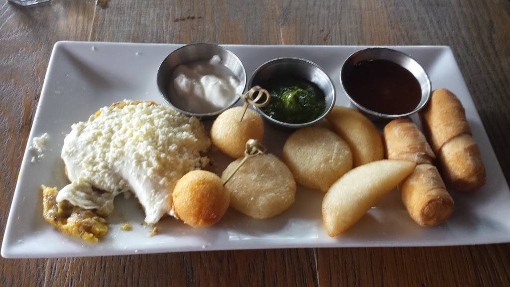 Artisan Kitchen & Bar | restaurant | 658 Crandon Blvd, Key Biscayne, FL 33149, USA | 3053656003 OR +1 305-365-6003