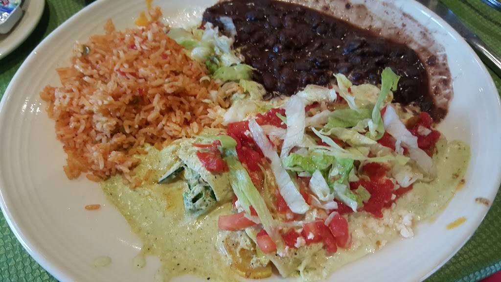 El Fenix Mexican Restaurant | restaurant | 4608 S Cooper St, Arlington, TX 76017, USA | 8175574309 OR +1 817-557-4309