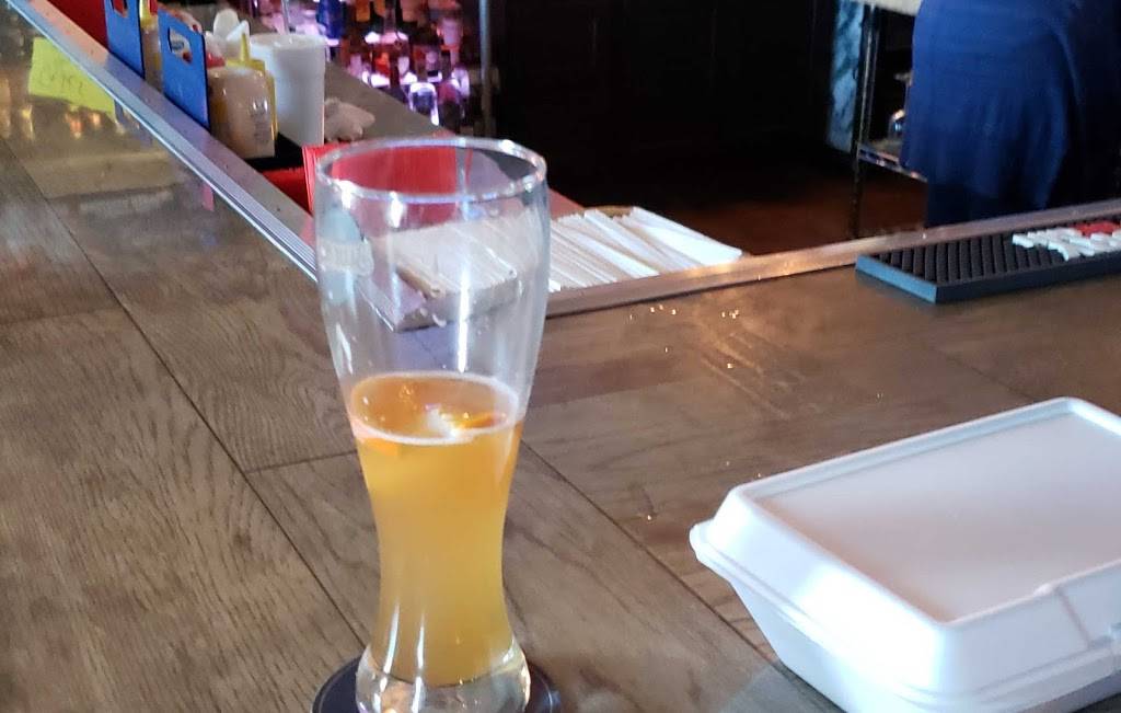 South Gate Saloon | restaurant | 4350 IL-161, Belleville, IL 62221, USA | 6185660265 OR +1 618-566-0265