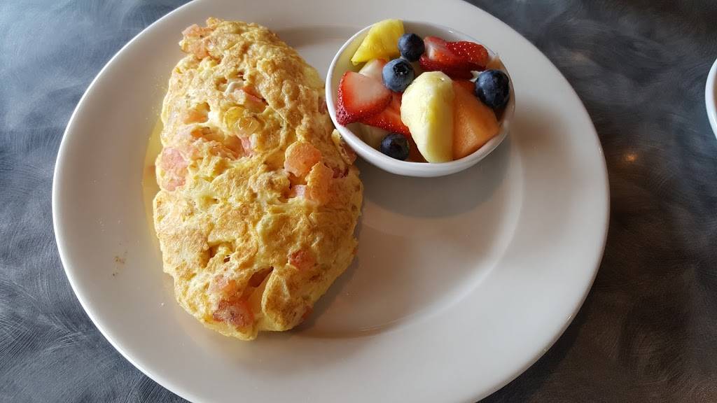 Checkers Pancake House | restaurant | 506 W Wise Rd, Schaumburg, IL 60193, USA | 8475343400 OR +1 847-534-3400