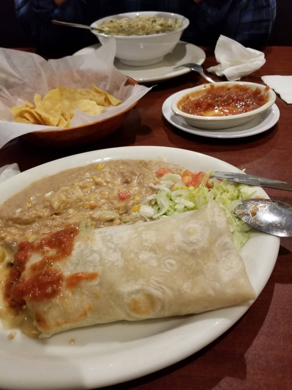 El Charrito Authentic Mexican Cuisine | restaurant | 5410 W Glendale Ave, Glendale, AZ 85301, USA | 6238474139 OR +1 623-847-4139