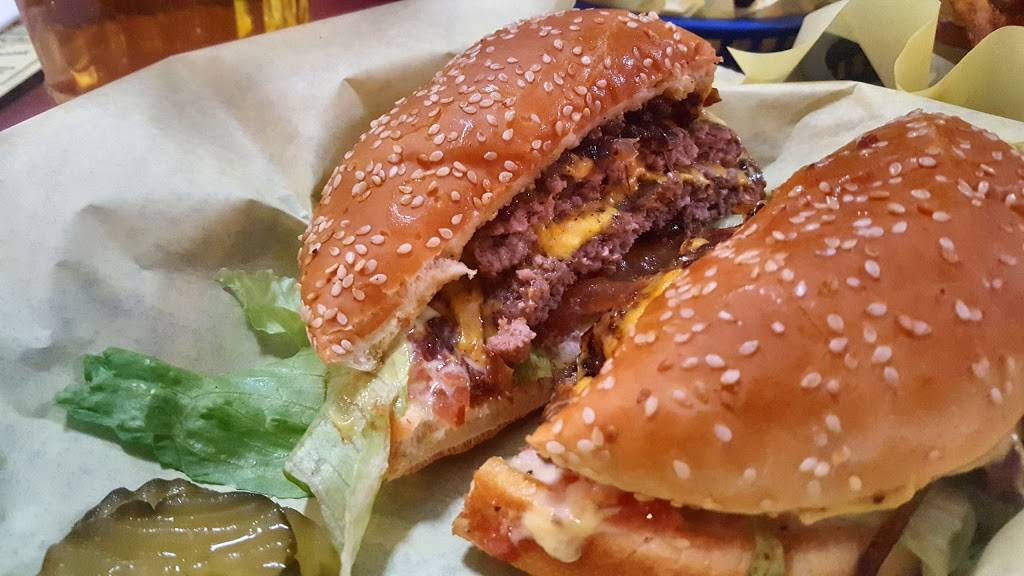 Stanichs | restaurant | 4915 NE Fremont St, Portland, OR 97213, USA | 5032812322 OR +1 503-281-2322