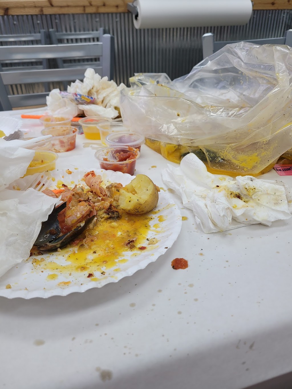 Krackin Cajun Seafood House | restaurant | 3025 S Main St Ste 1, Joplin, MO 64804, USA | 4175407437 OR +1 417-540-7437