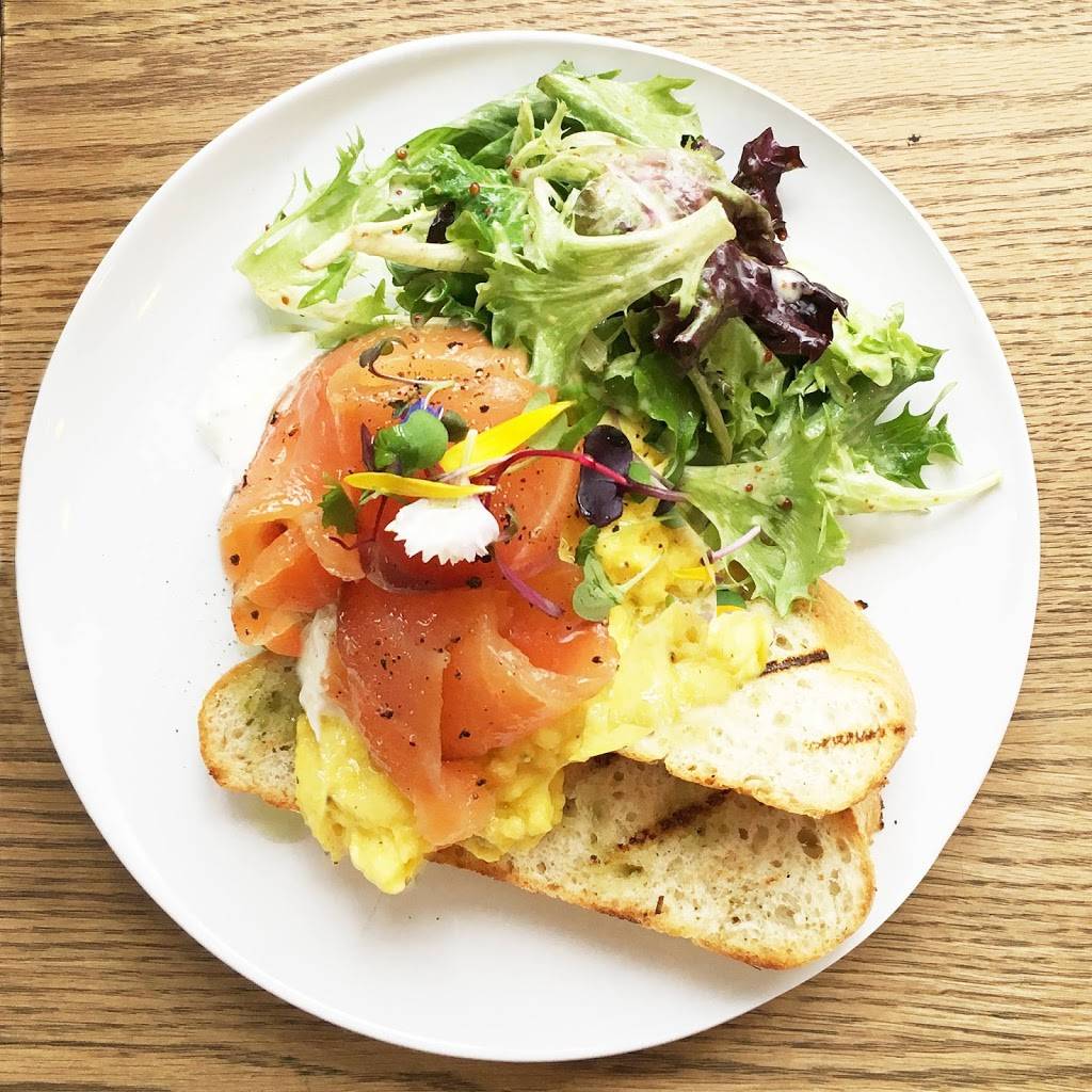 DEUX (restaurant / bar à vin) | restaurant | 2 Rue Turgeon, Sainte-Thérèse, QC J7E 3H3, Canada | 4509792522 OR +1 450-979-2522