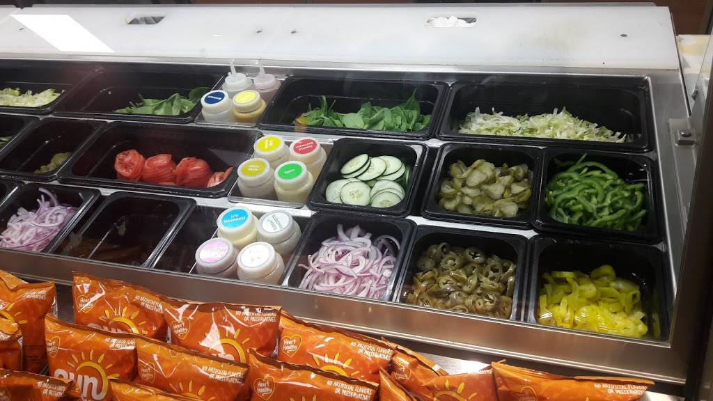 Subway | restaurant | 7024 SW 24th St, Miami, FL 33155, USA | 7865425531 OR +1 786-542-5531