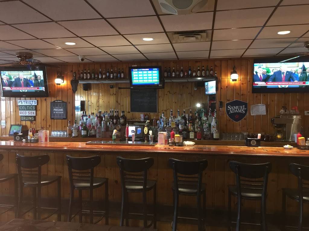 Smittys Pub | restaurant | 445 Bay St, Taunton, MA 02780, USA | 7744092994 OR +1 774-409-2994