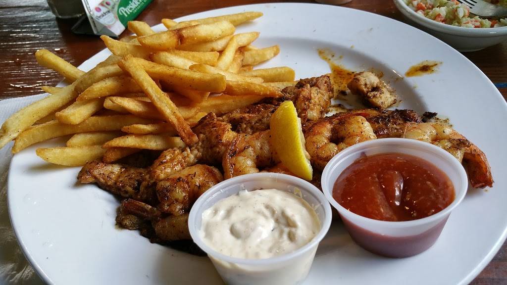 Swamp House Riverfront Grill | restaurant | 488 W Highbanks Rd, DeBary, FL 32713, USA | 3866688891 OR +1 386-668-8891