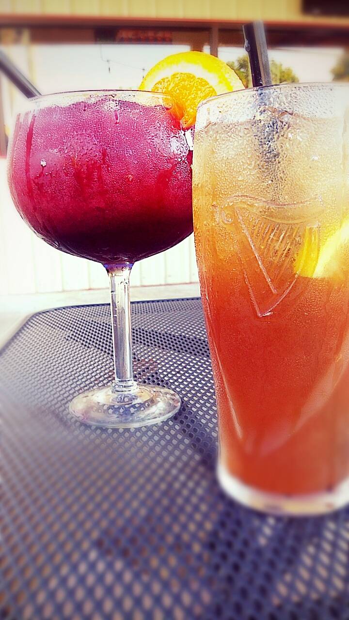 Hubs Pub & Grill / Roys Convenience Store | restaurant | 220 W High St, Potosi, MO 63664, USA | 5734364827 OR +1 573-436-4827