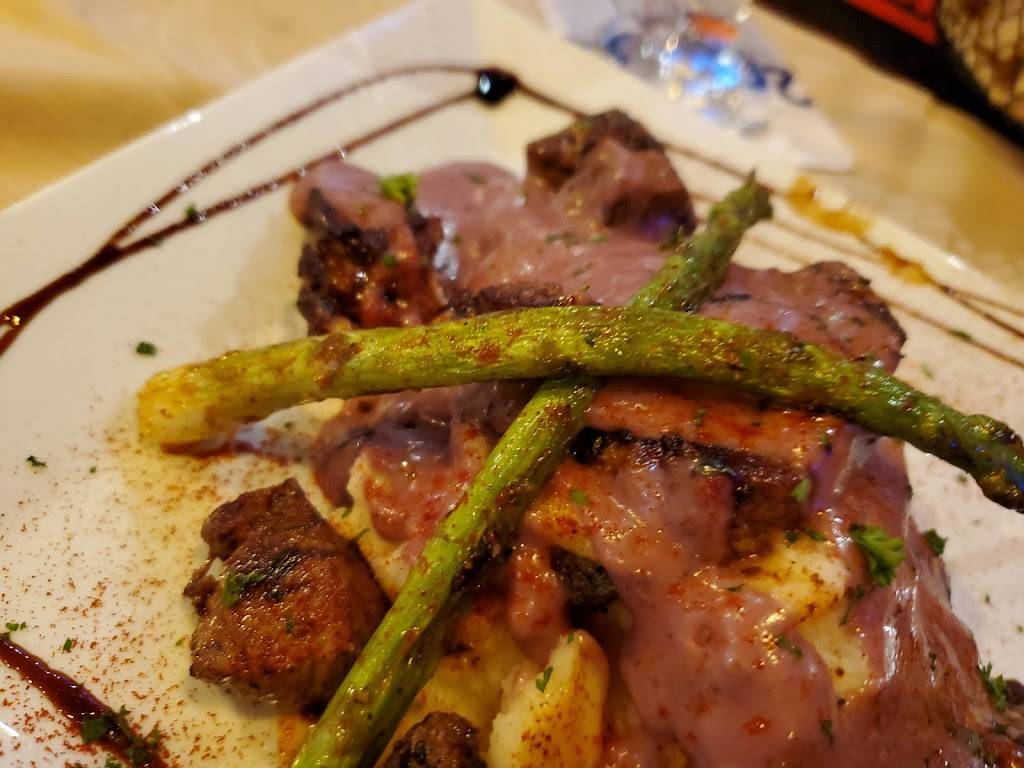 Grand Lake Public House | restaurant | 1623 S Main St, Grove, OK 74344, USA | 4177705226 OR +1 417-770-5226