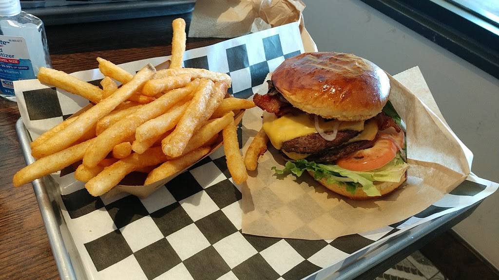 The Club, Burgers and Sandwich | restaurant | 261 S Van Dorn St, Alexandria, VA 22304, USA | 7035663748 OR +1 703-566-3748