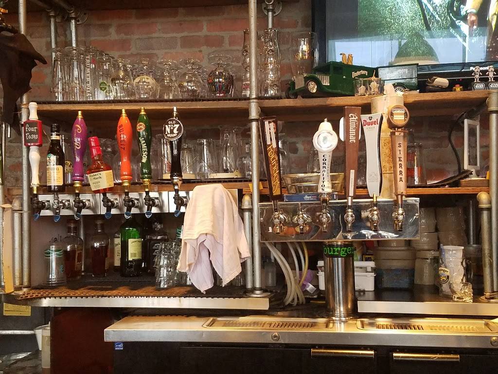 burger. Aptos | restaurant | 7941 Soquel Dr, Aptos, CA 95003, USA | 8316622811 OR +1 831-662-2811